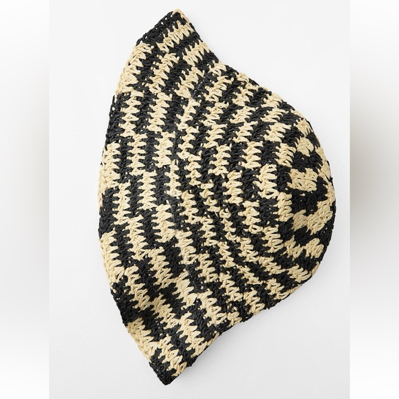 Checkered Bucket Hat - Picture 5 of 5